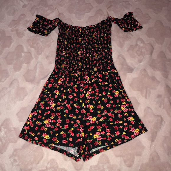 Floral Off The Shoulder Romper - Picture 1 of 3